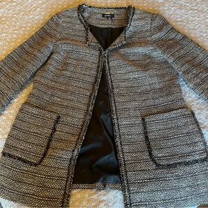 🖤🌟 Size 16, DKNY Women's Textured Black,& White Coat w hooks down front, pockets